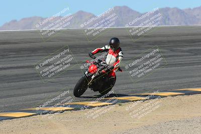 media/Mar-24-2025-Moto Forza (Mon) [[57ce5c5cff]]/3-Beginner Group/Session 2 Bowl/